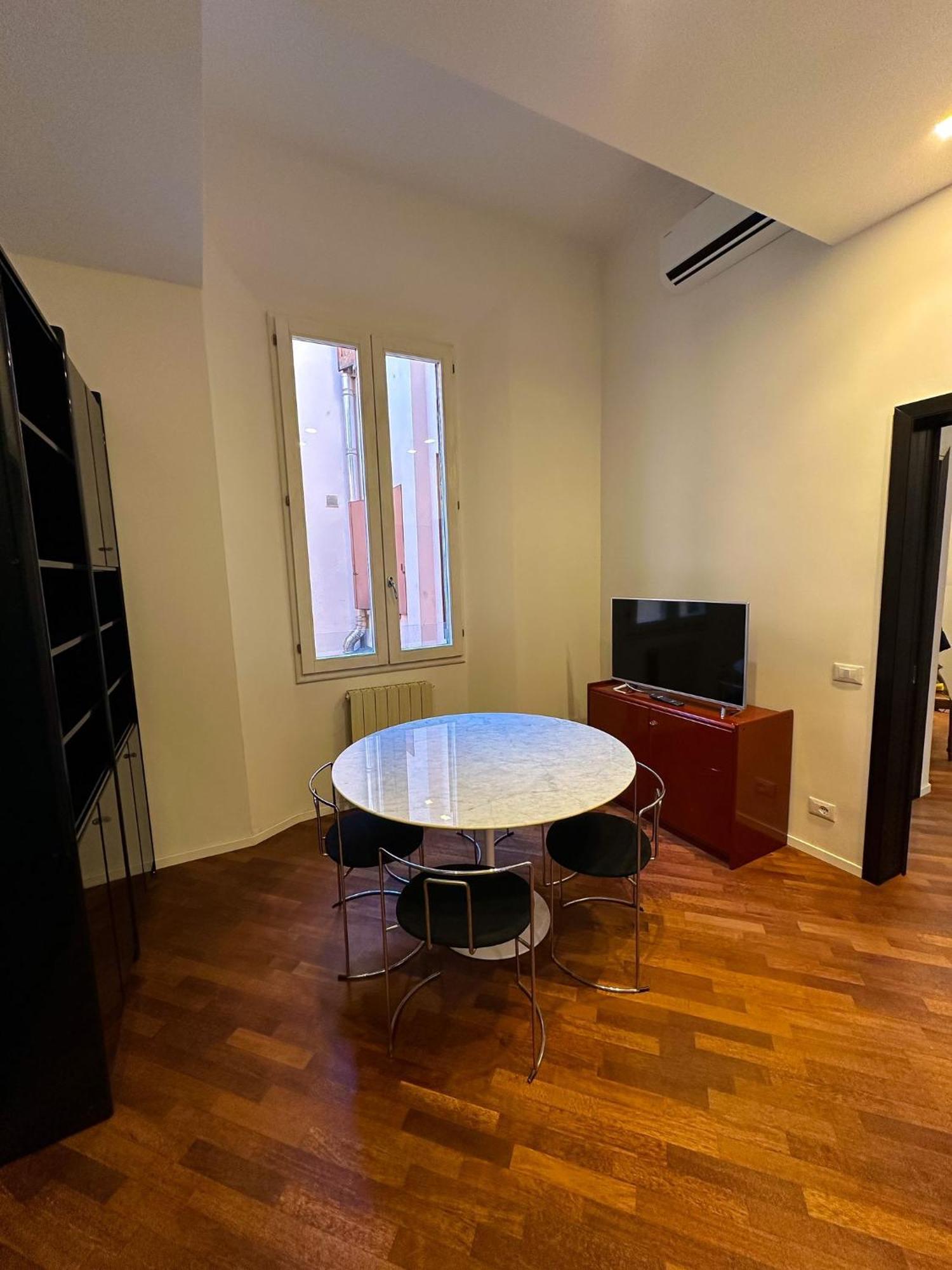 Whouse Large Suite Apartment Indipendenza Bologna Exterior photo
